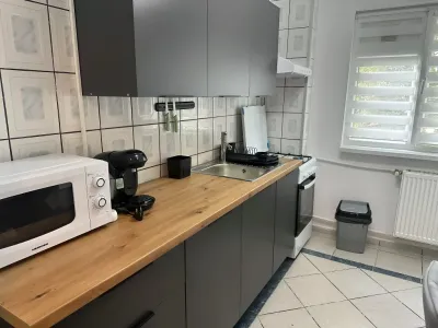 bucatarie complet utilata inchiriere apartament Sector 4 București